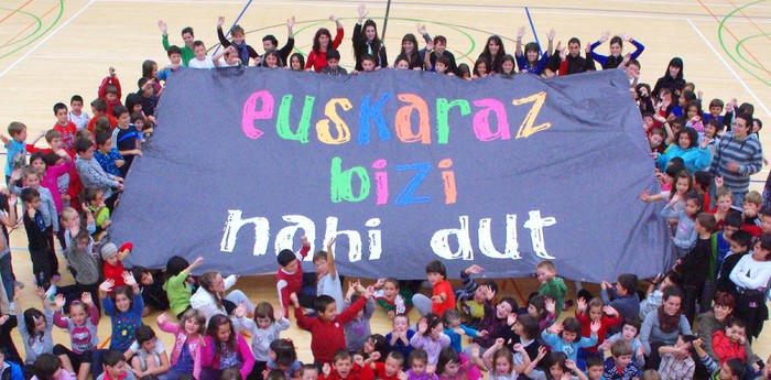 euskarazbizinahidut_super_content.jpg
